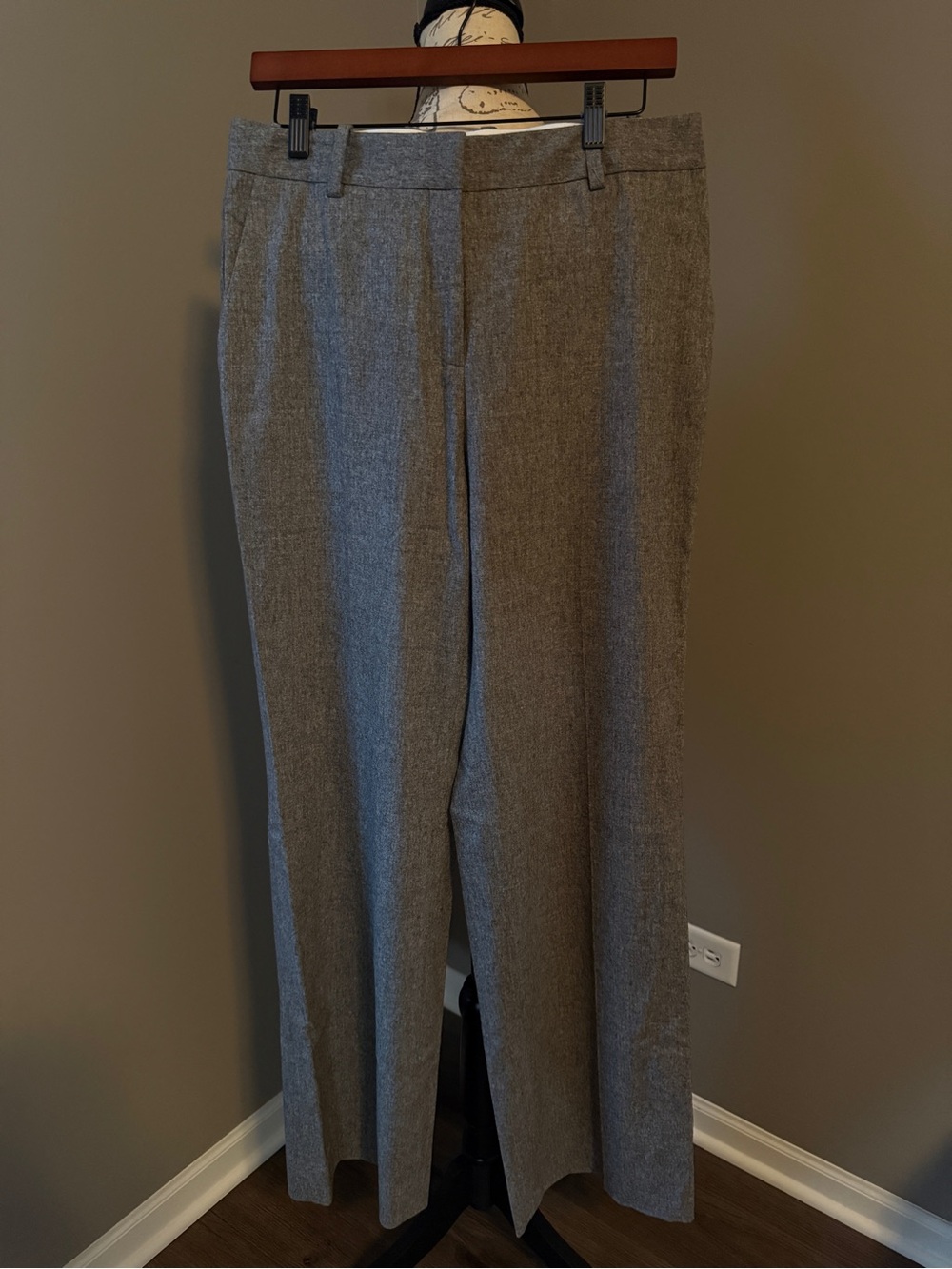 Lafayette 148 Dress Pants Italian wool size 8